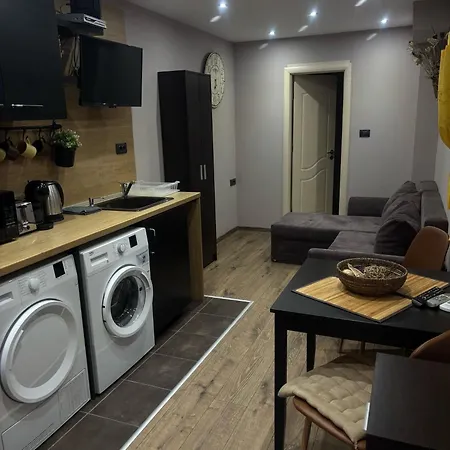 Apartament Danaya 2 *